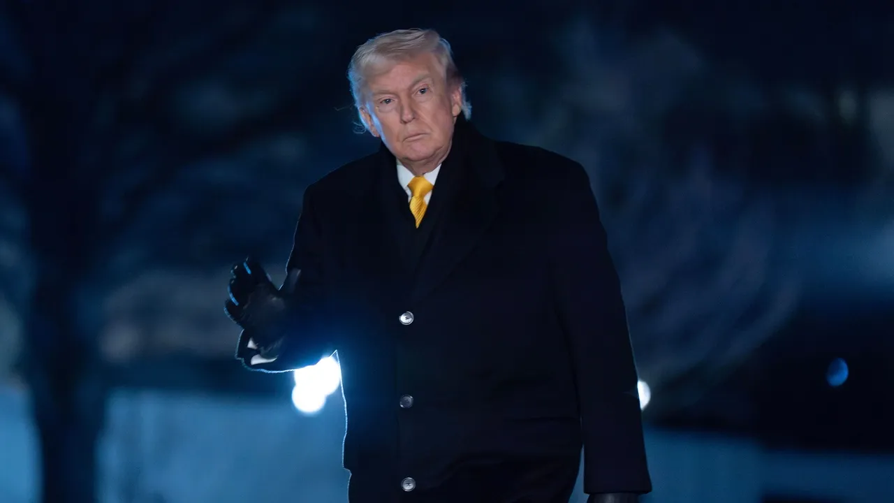 Трамп пригрозил заблокировать мост с Канадой