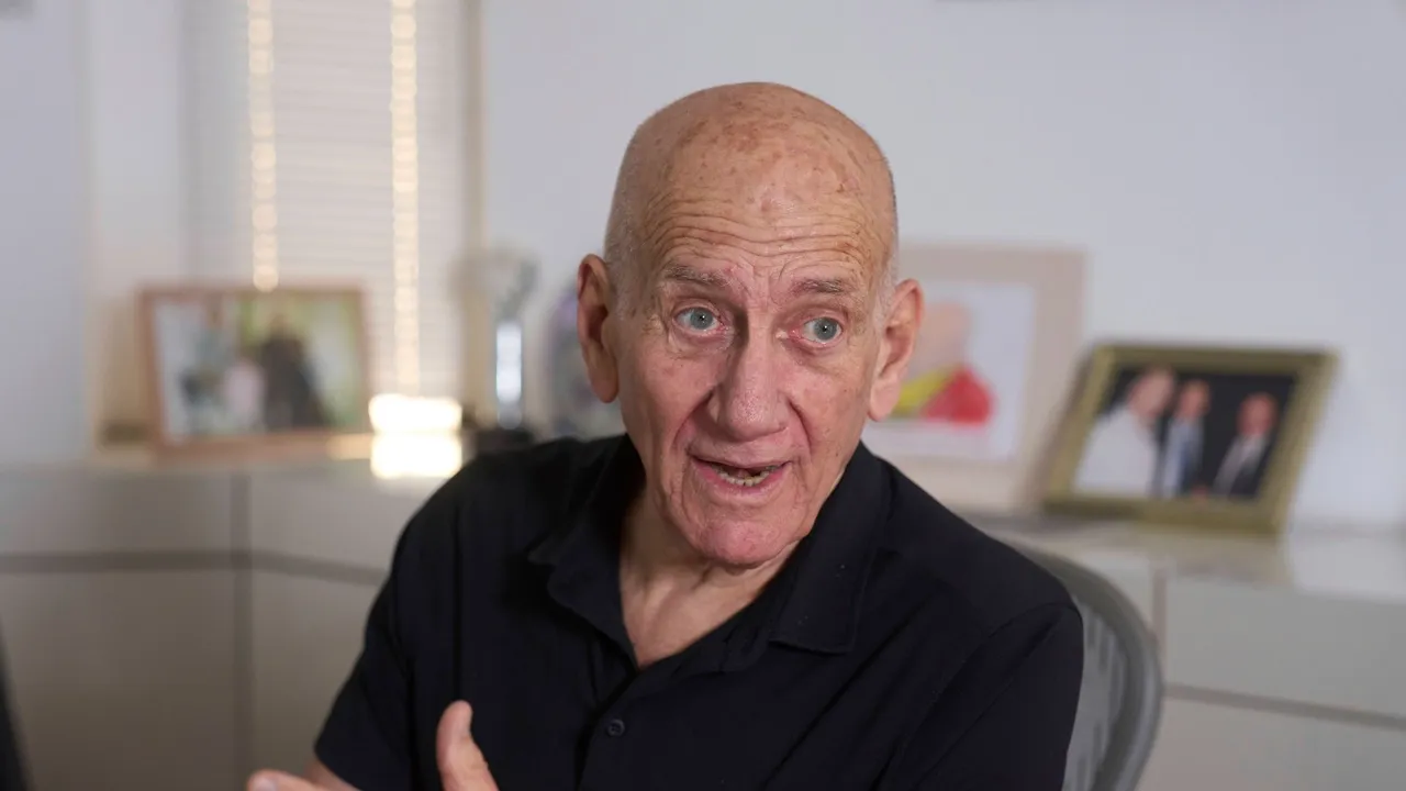 Israelita Olmert alerta que as políticas na Cisjordânia ocupada se assemelham a uma «limpeza étnica»