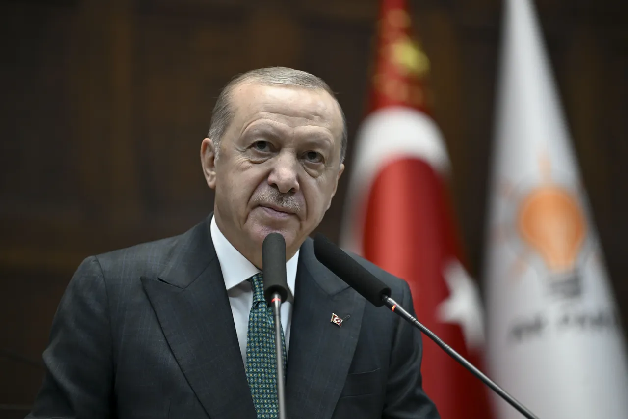 أردوغان يبحث مع ترمب وقادة قطر والإمارات تطورات التصعيد في إيران والخليج