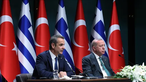 رئيس وزراء اليونان يؤكد أهمية الحوار وعلاقات حسن الجوار مع تركيا