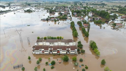Greqi  2 800 hektarë tokë bujqësore përmbyten pas shirave të rrëmbyeshëm