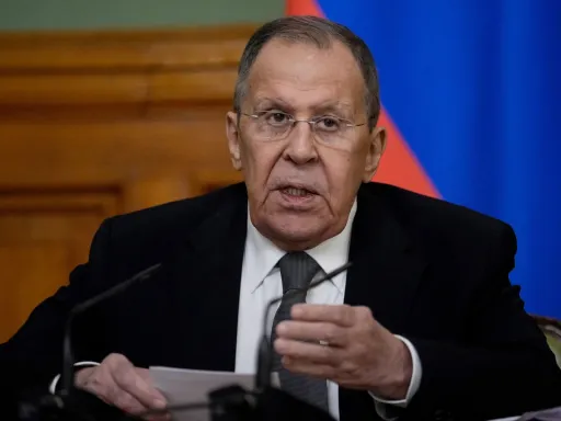 Ministro russo Lavrov: "Ainda há um longo caminho a percorrer nas negociações com a Ucrânia"