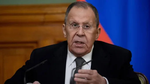 Лавров: Эгер Гренландия куралдандырылса Орусия чара көрөт