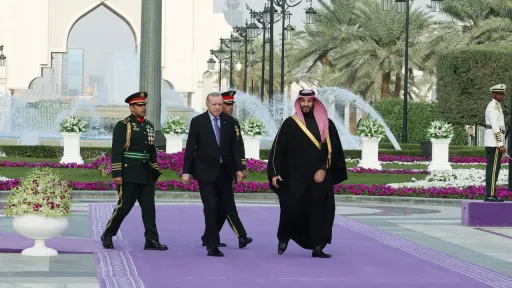 تأکید بر استحکام روابط دوجانبه؛ ارزیابی ریاض از سفر رئیس‌جمهور اردوغان به عربستان سعودی