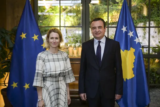 Kallas pas formimit të Qeverisë: Koha për të avancuar marrëdhëniet BE-Kosovë