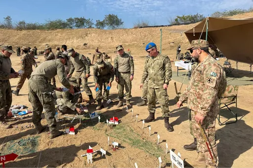 पाकिस्तान में आयोजित PATS-2026 प्रतियोगिता में तुर्क आर्मी कमांड की टीम ने स्वर्ण पदक जीता।