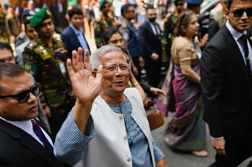 बांग्लादेश के निवर्तमान नेता यूनुस ने कहा कि बांग्लादेश की विदेश नीति अब 'दब्बू नहीं रही'।