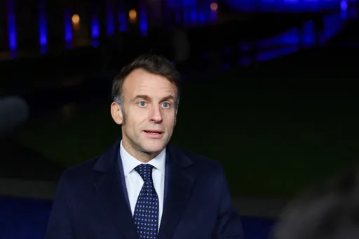 Nouvelle offensive de Macron contre LFI, qualifiée d’extrême gauche et épinglée sur l’antisémitisme