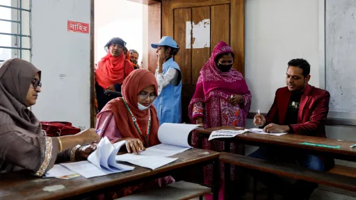 Bangladeşta tarixi saylawlar bara