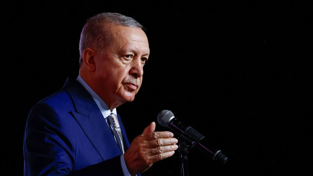 Presidente da Türkiye, Erdogan, pede maior integração de transporte entre as nações muçulmanas