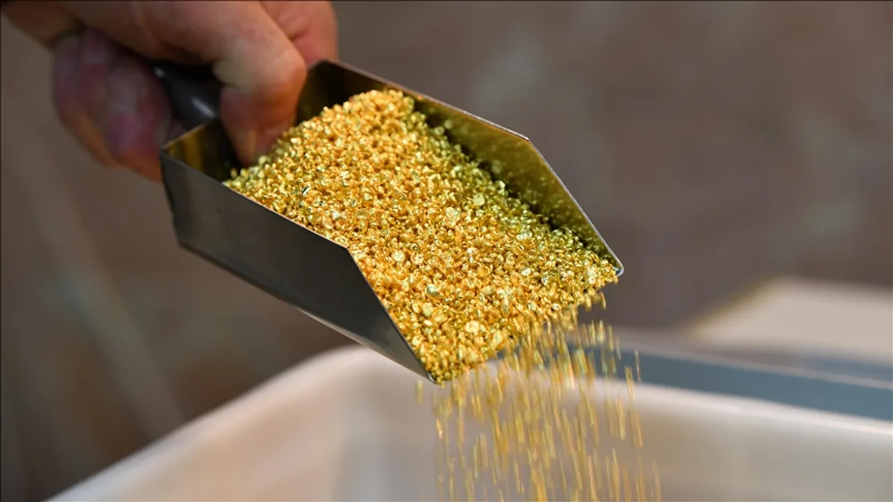 Крах на скапоцените метали: Привремено олеснување за задушениот синџир на снабдување со електроника