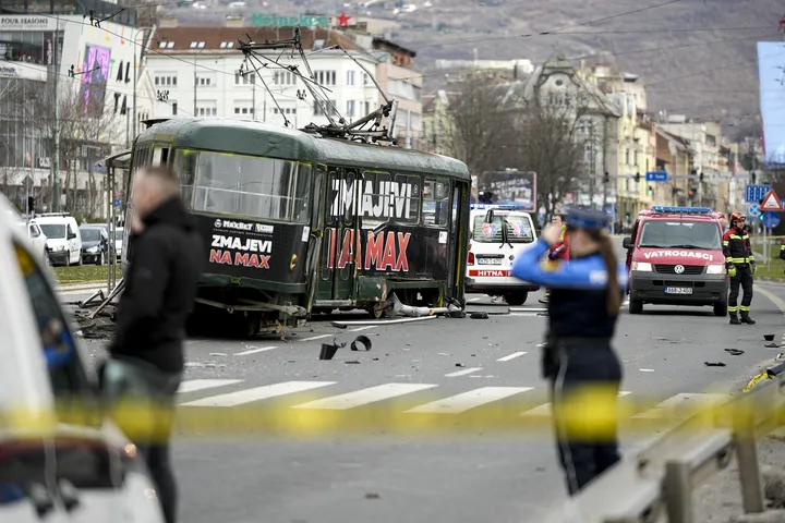 Arrestohet shoferi i tramvajit pas aksidentit të rëndë në Sarajevë