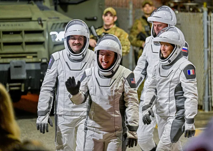 СпејсX лансираше ракета со четворица астронаути кон Меѓународната вселенска станица