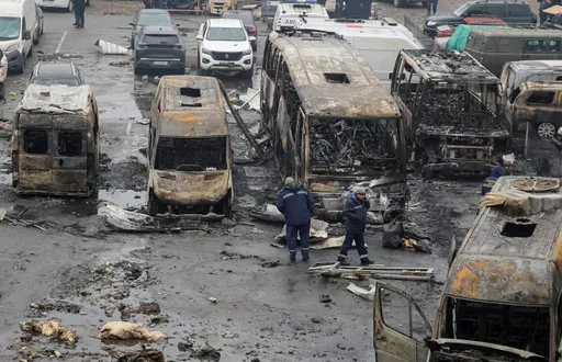 Rusia dhe Ukraina shkëmbejnë sulme gjatë natës, civilë të plagosur nga të dyja palët