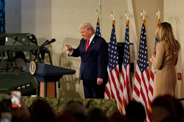 Трамп: Ќе распоредиме многу голема сила ако пропаднат преговорите со Иран