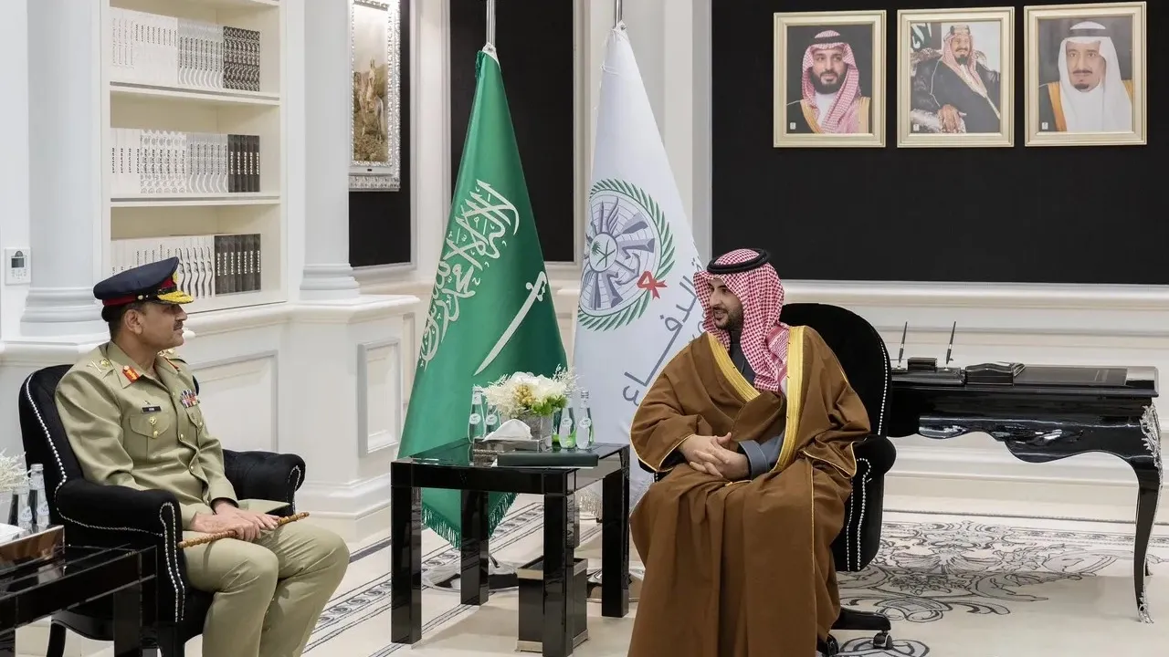 عربستان سعودی و پاکستان بر تقویت همکاری دفاعی راهبردی تأکید کردند