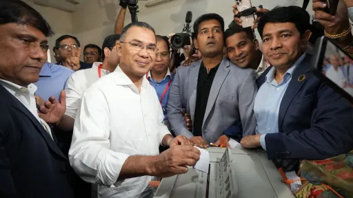 Sörgennän - xakimiyätkä: Tarıq Raxman Bangladeşnıñ xökümät räise bulırğa äzerlänä