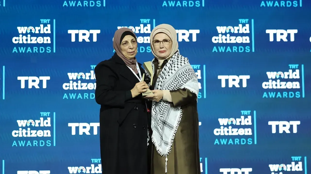 تقدیر بانوی اول ترکیه از برگزیدگان هفتمین دوره جوایز تیآرتی ورلد سیتیزن