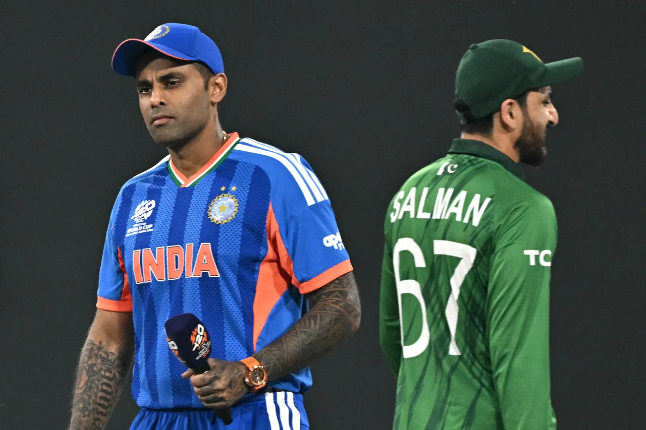 T20 World Cup clash: India, Pakistan captains skip handshake