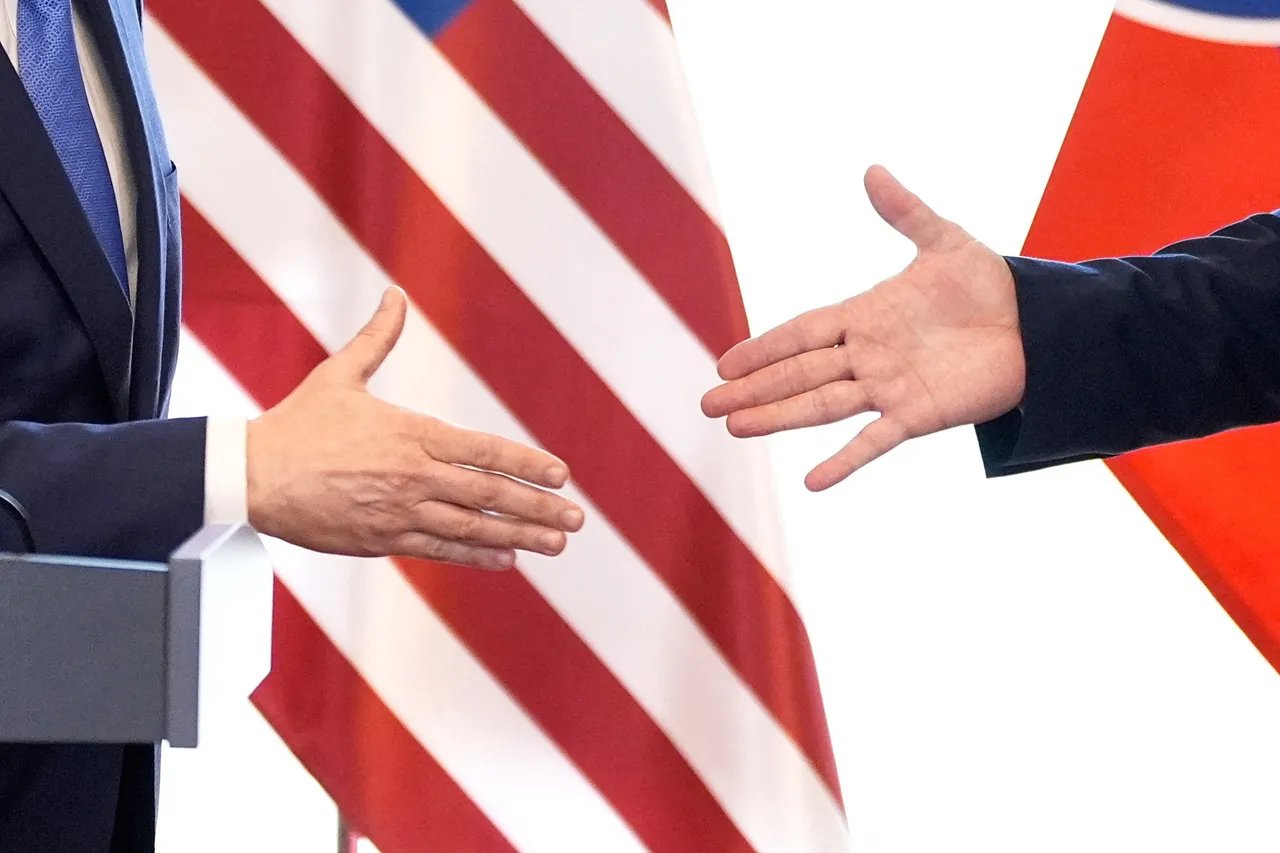 ShBA-ja nënshkruan marrëveshje bërthamore me Sllovakinë dhe Hungarinë për sigurinë energjetike