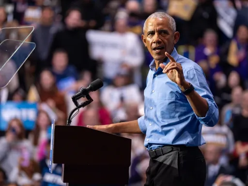 Obama critica as rusgas do ICE no Minnesota, dizendo que as táticas se assemelham às de 'ditaduras'