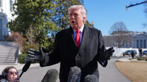 ترمب: دول "مجلس السلام" ستعلن الخميس تعهداً بأكثر من 5 مليارات دولار لإعادة إعمار غزة