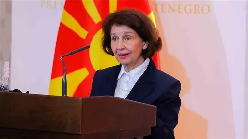 Presidentja Siljanovska-Davkova uron Kosovën për 18-vjetorin e pavarësisë