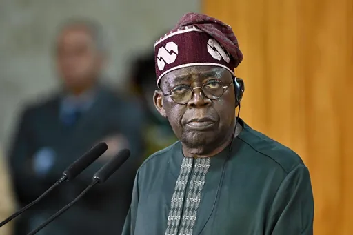 President Tinubu sympathise with traders afta Singa fire, order investigation