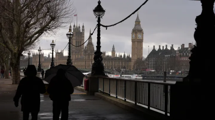 Почему Лондон хочет скрыть архив Эпштейна?