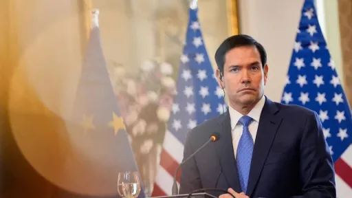 مارکو روبیو: آمریکا ناتو را ترک نمیکند؛ تقویت توان دفاعی اروپا به قدرت ائتلاف میافزاید