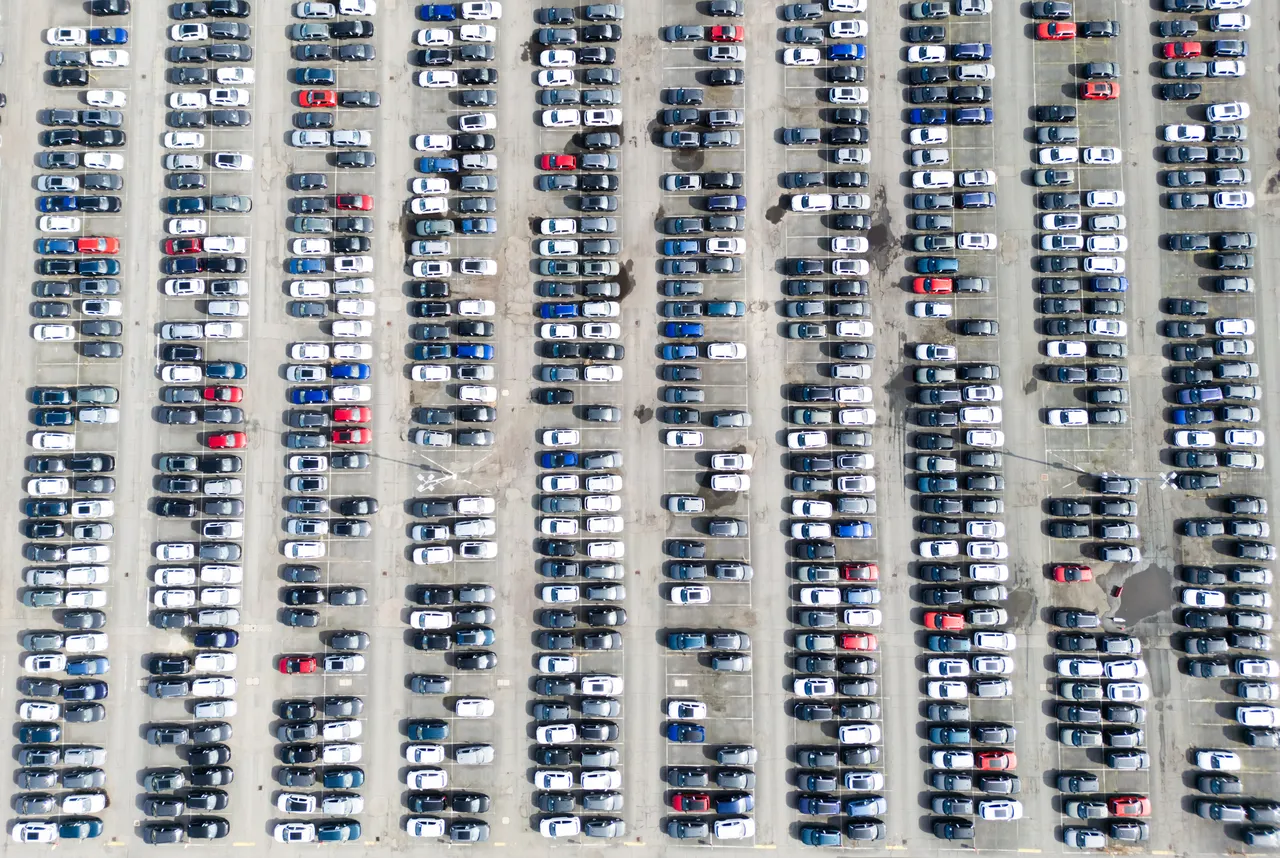 Konjunktur: Industrie baut 2025 mehr als 120.000 Jobs in Deutschland ab