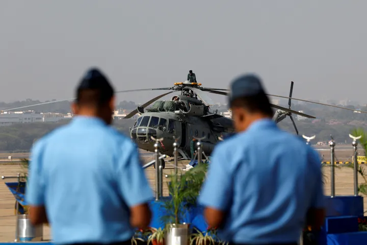 भारतीय वायुसेना से जुड़ा कर्मचारी जासूसी के आरोप में गिरफ्तार