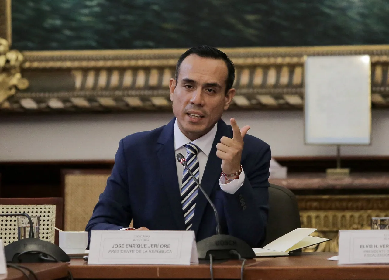 José Jerí se convierte en séptimo presidente destituido en Perú en una década