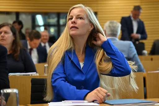 Mann von AfD-Politikerin arbeitet bei Bundestagsabgeordneten