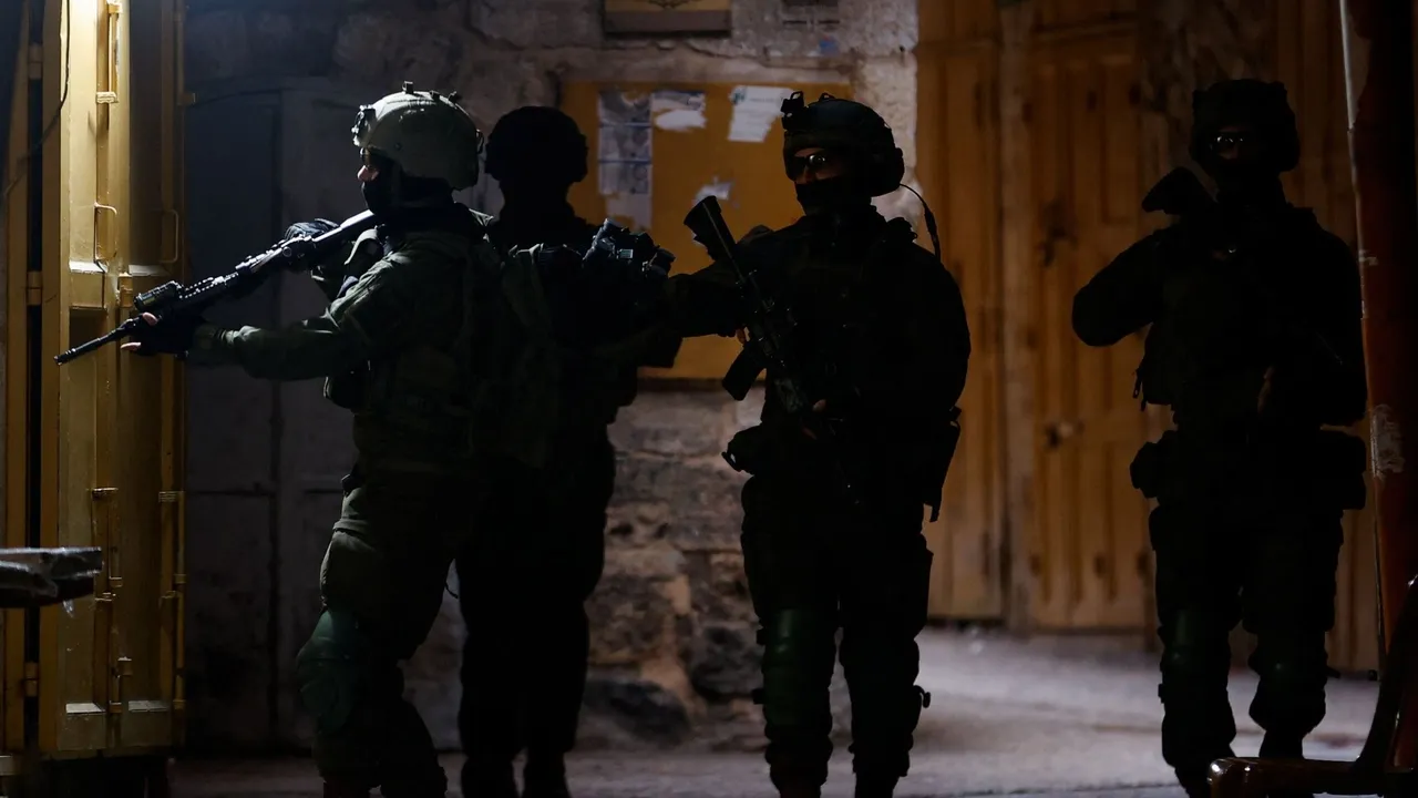 Videos abound, but only one Israeli soldier charged with Gaza looting