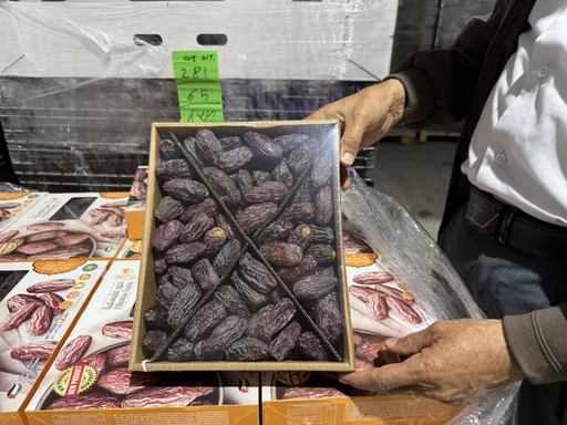 Hurmat izraelite dyshohet se shiten në tregun evropian me etiketa të ndryshme