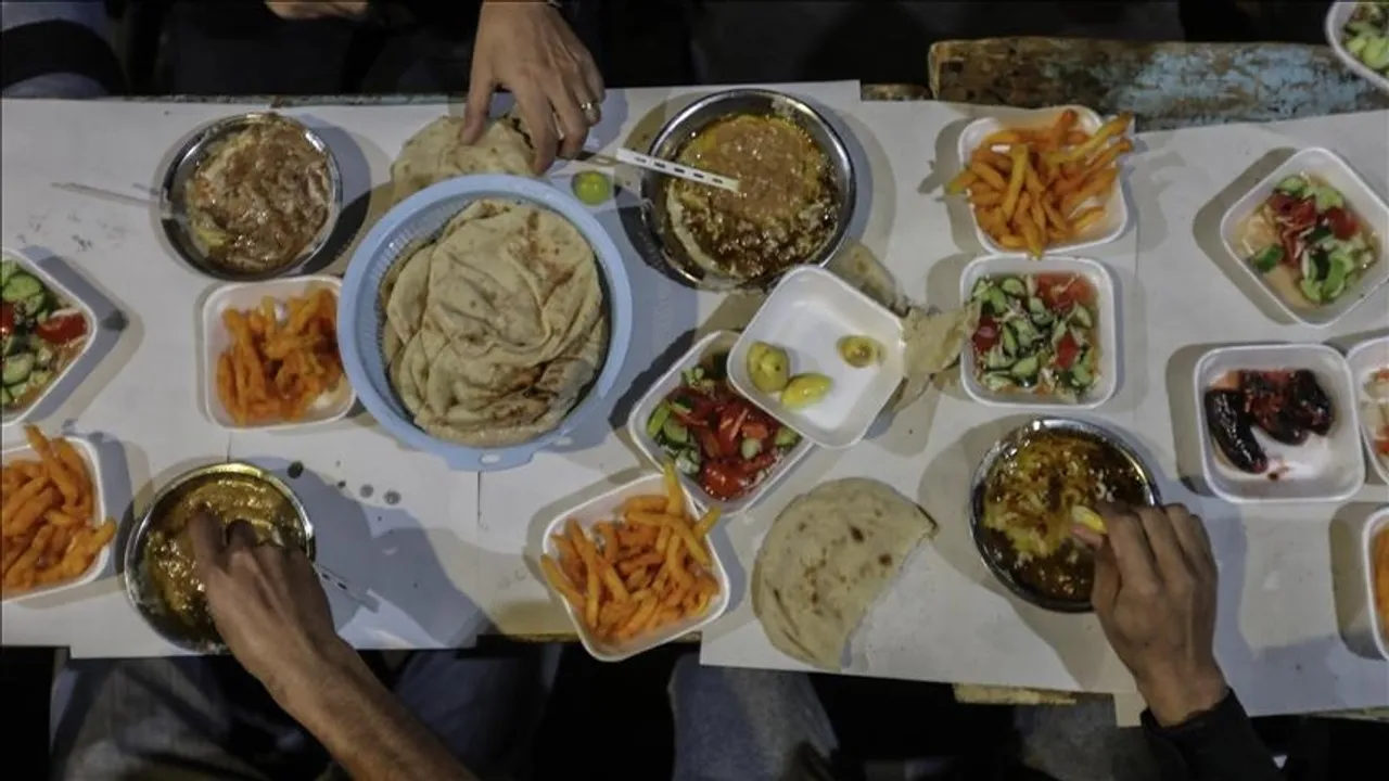 Совети на експертите: Како да се храните здраво за време на Рамазан?