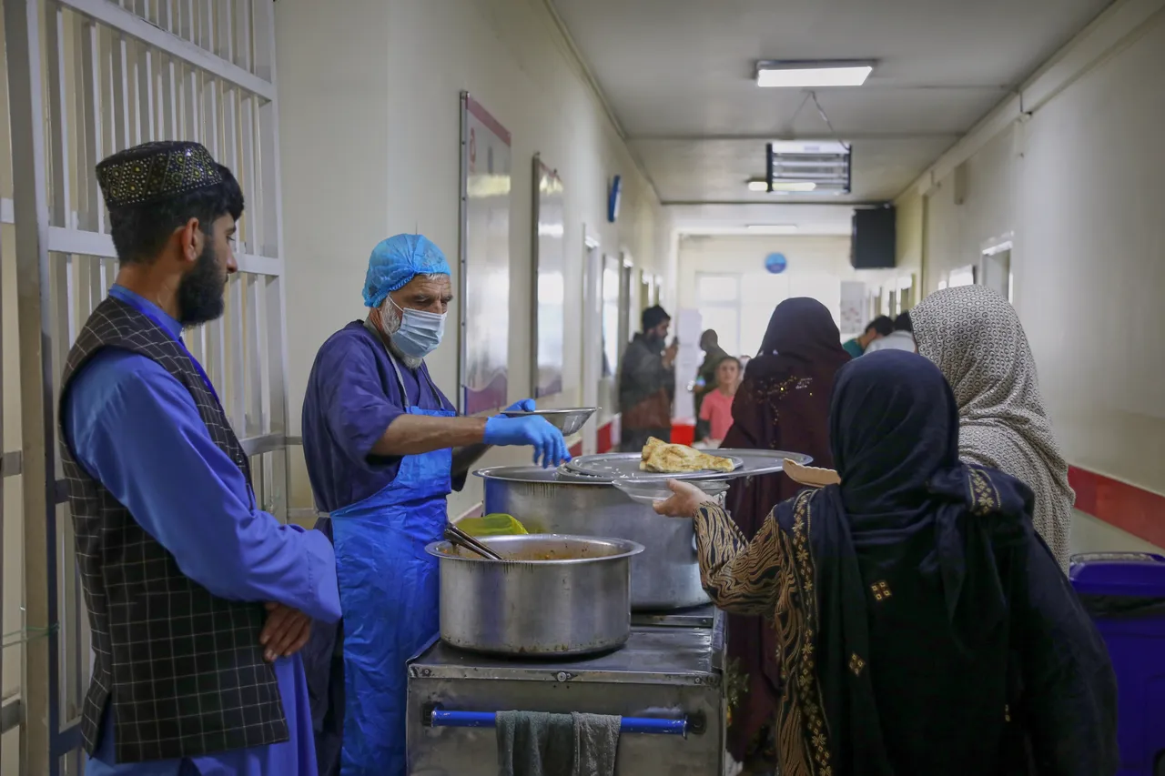 افغانستان د لوږې د جدي ناورین سره مخ دی. دا خبره د خوړو نړۍوال پروګرام کړې ده