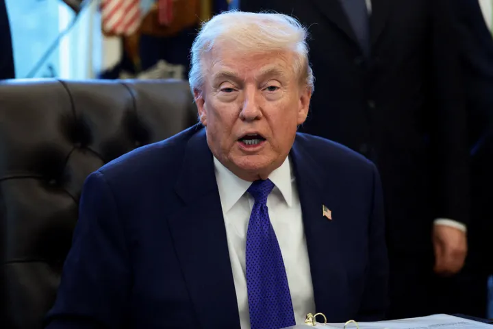 Trump claims Cuba talks underway as Havana denies 'dialogue'