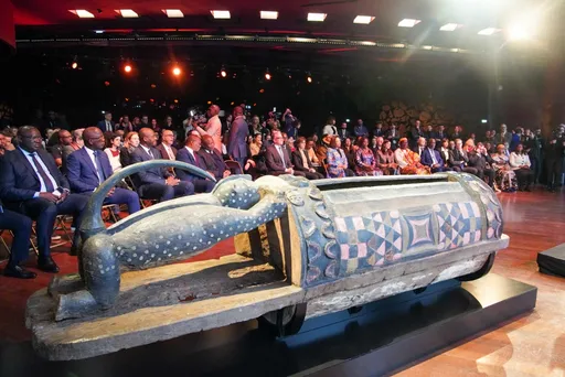 France returns 'talking drum' looted from Côte d’Ivoire