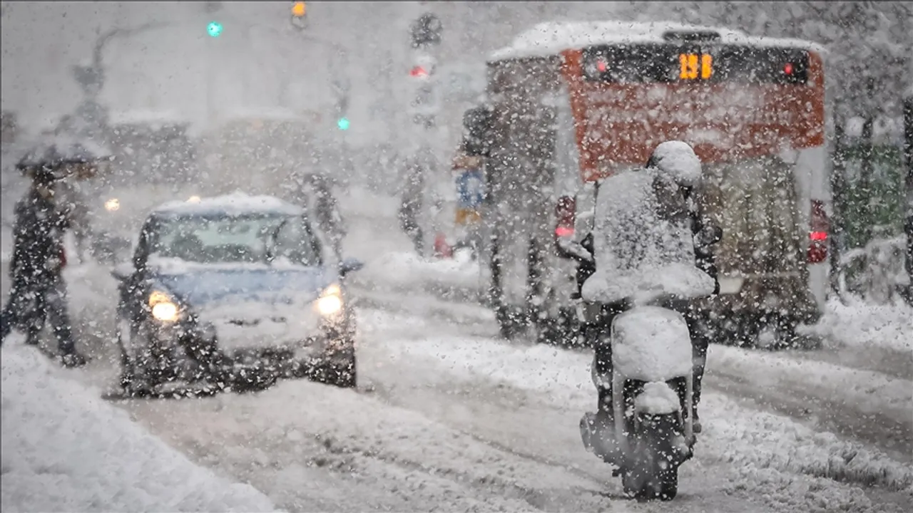 Obilne snježne padavine izazvale nestanak struje za 40.000 korisnika u Sloveniji