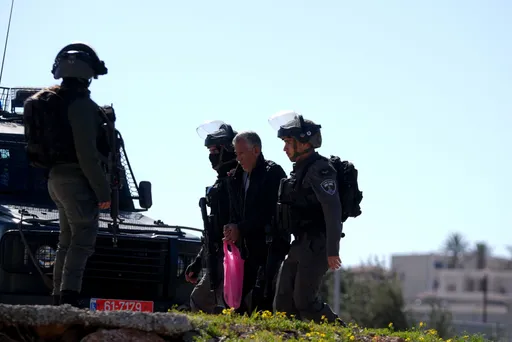 Palestinci spriječeni da uđu u Jerusalem na prvi džuma-namaz u Ramazanu