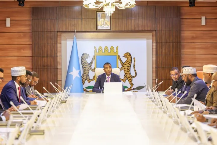 Golaha Wasiirrada oo ansixiyay tallaabooyin lagu horumarinayo badqabka duulimaadyada