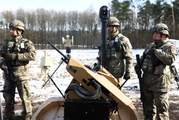 A török drónok felé fordult a NATO figyelme