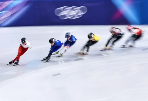 Uraz na torze łyżwiarskim podczas Zimowych Igrzysk Olimpijskich: Sellier trafiła do szpitala