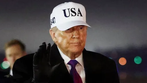 وال‌استریت ژورنال: ترامپ در حال بررسی امکان حمله محدود به ایران است