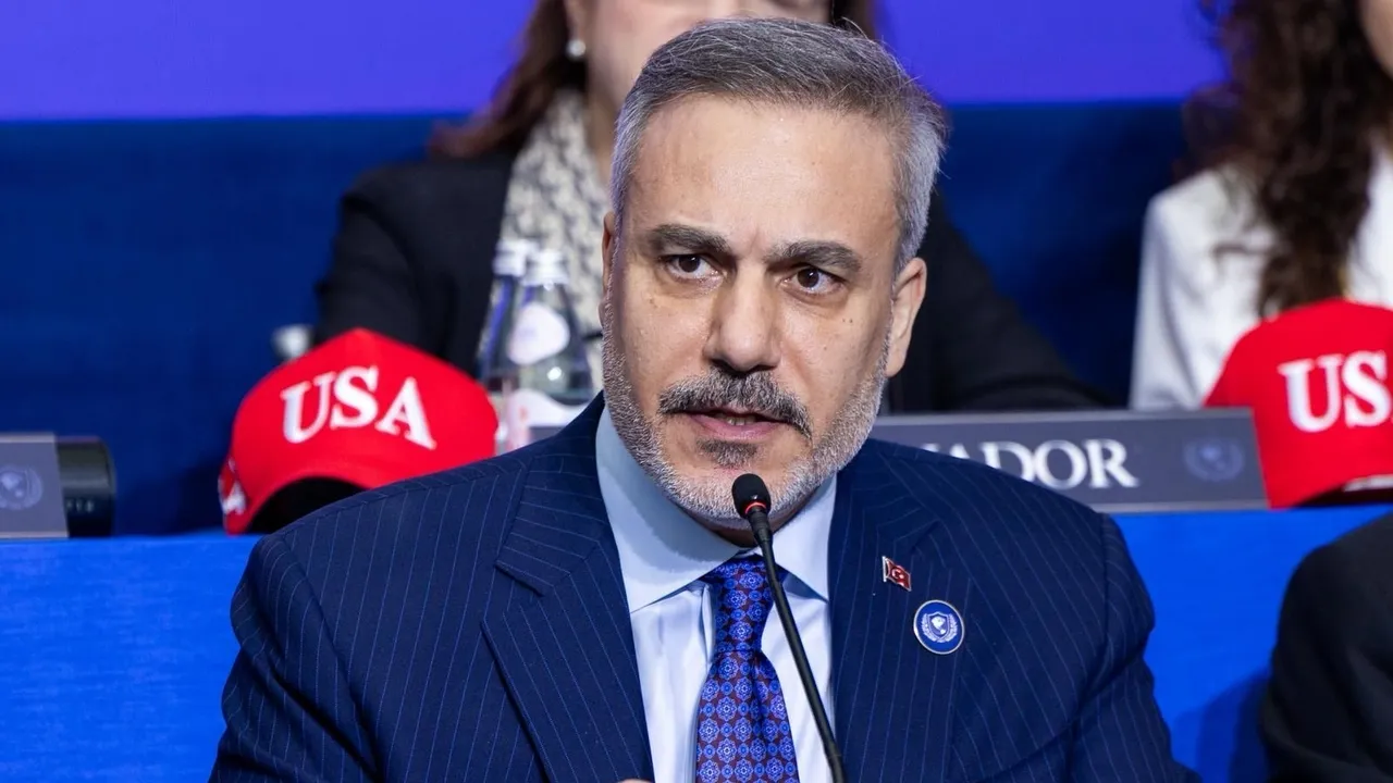 فیدان: رئیس‌جمهور اردوغان همچنان به روند تثبیت امنیت و بازسازی غزه متعهد است