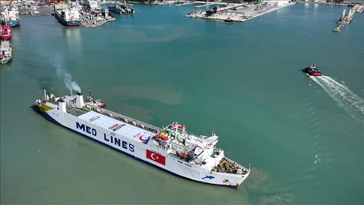 Turski Crveni polumjesec nastavlja dostavljati pomoć u Gazu nakon ponovnog otvaranja prelaza Rafah