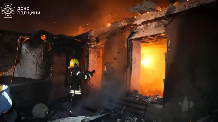 По Украине ударили баллистической ракетой