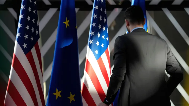 الاتحاد الأوروبي يطالب واشنطن بالشفافية بشأن الرسوم الجمركية والتزام اتفاق التجارة
